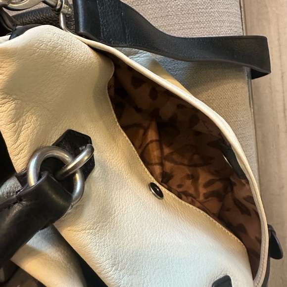 Aimee Kestenberg Black and Cream Crossbody Bag with Adjustable Strap - Picture 8 of 15